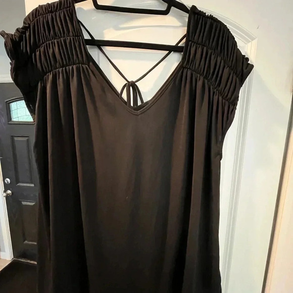 ~Dear Scarlett~ Top - 2X - Picture 1 of 8